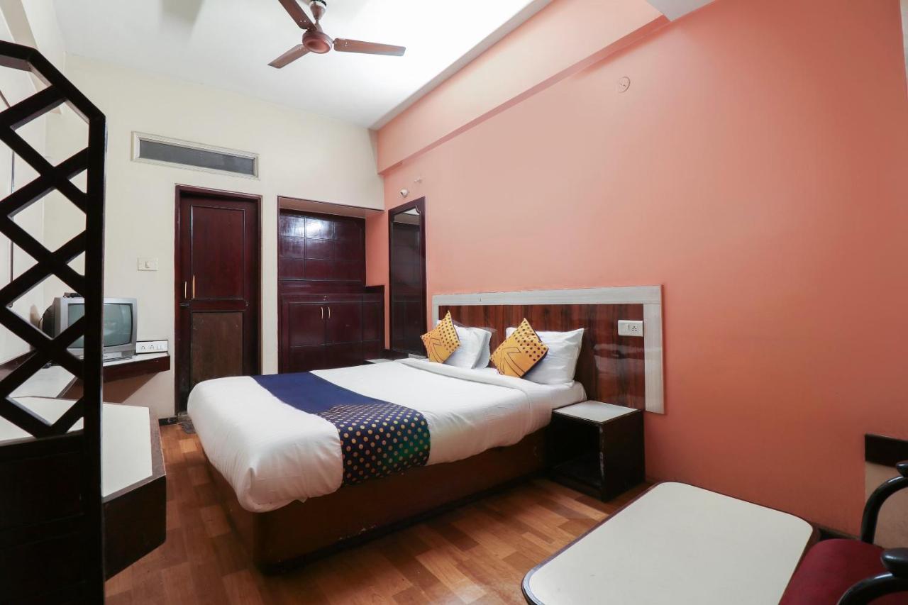 SPOT ON 65593 Yatra Inn Bangalore Bagian luar foto