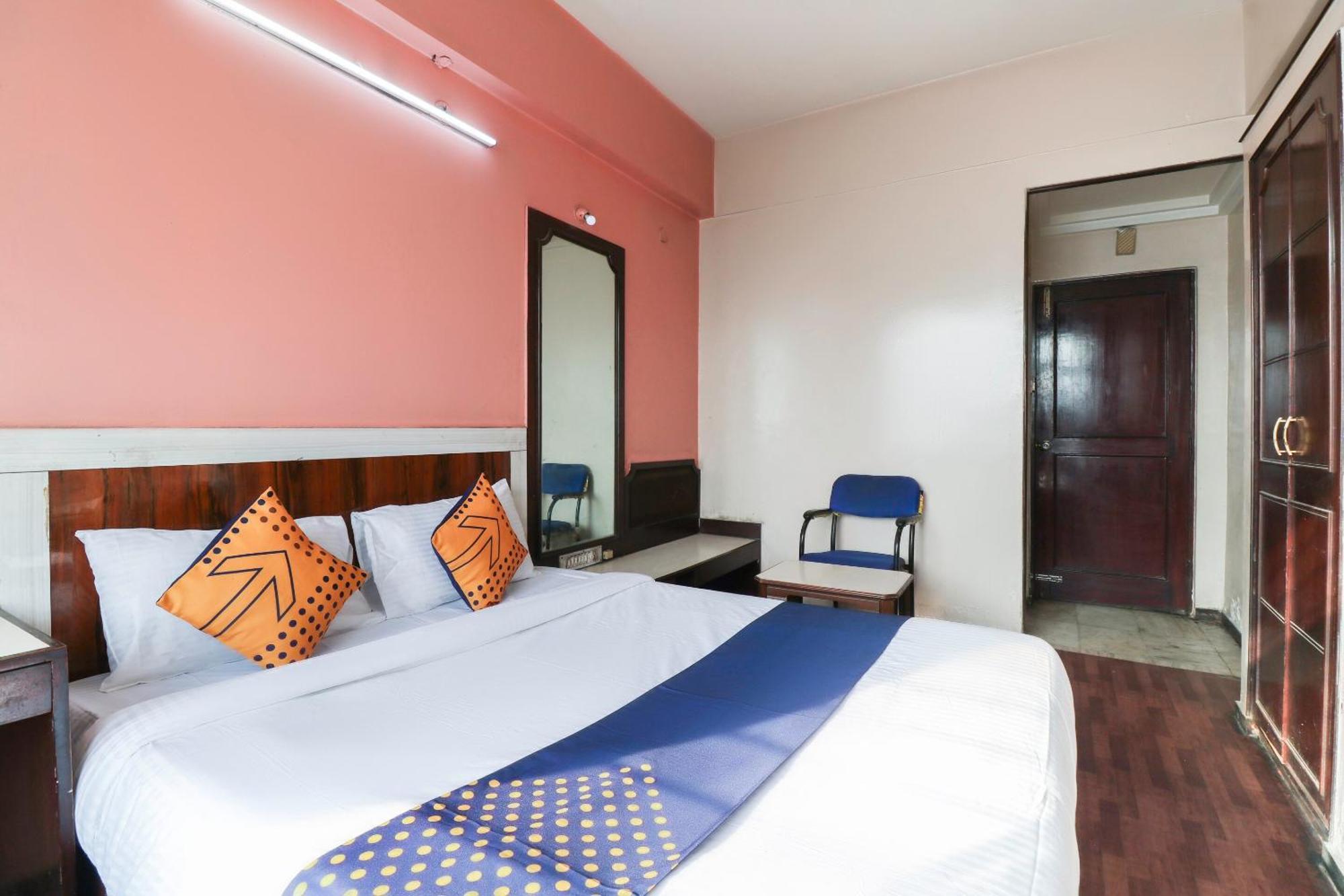SPOT ON 65593 Yatra Inn Bangalore Bagian luar foto
