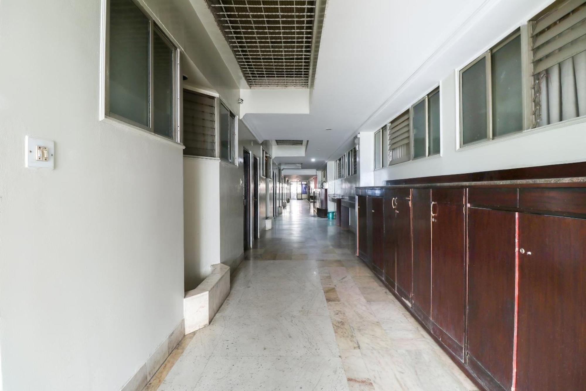 SPOT ON 65593 Yatra Inn Bangalore Bagian luar foto